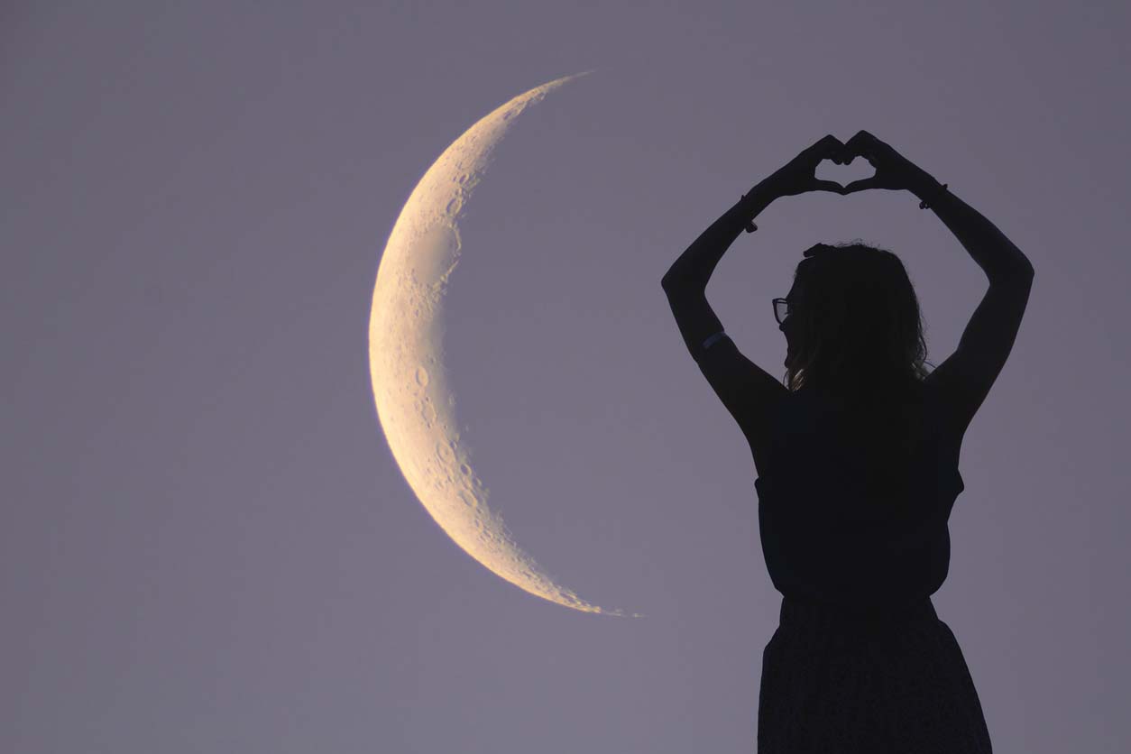 Lua crescente: por que essa fase da lua é tão boa para as mulheres?