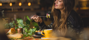 Mindful Eating: o despertar para a alimentação consciente