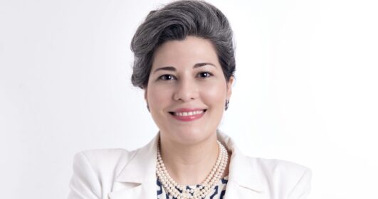 Dermatologista Fernanda Gomes