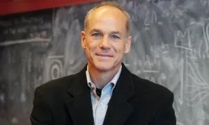 Físico e astrônomo Marcelo Gleiser fala sobre vida, ciência e espiritualidade