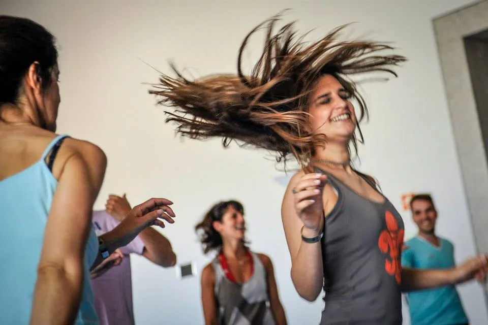 Festa sem álcool no Festival DeRose em Portugal. 