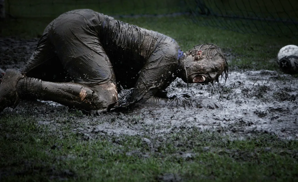 No meio da terra, da chuva e do barro, cada ação faz a diferença