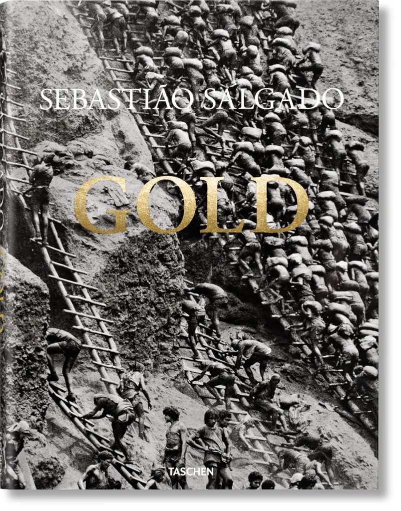 Livro 'Serra Pelada' de Sebastião Salgado