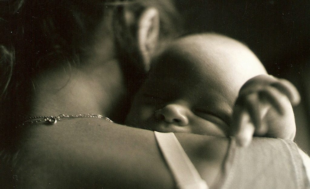 Maternidade é aprendizado, não apenas instinto biológico